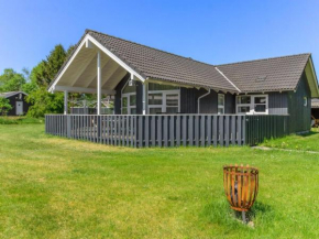 Holiday Home Lyydia - 1km from the sea by Interhome Hals